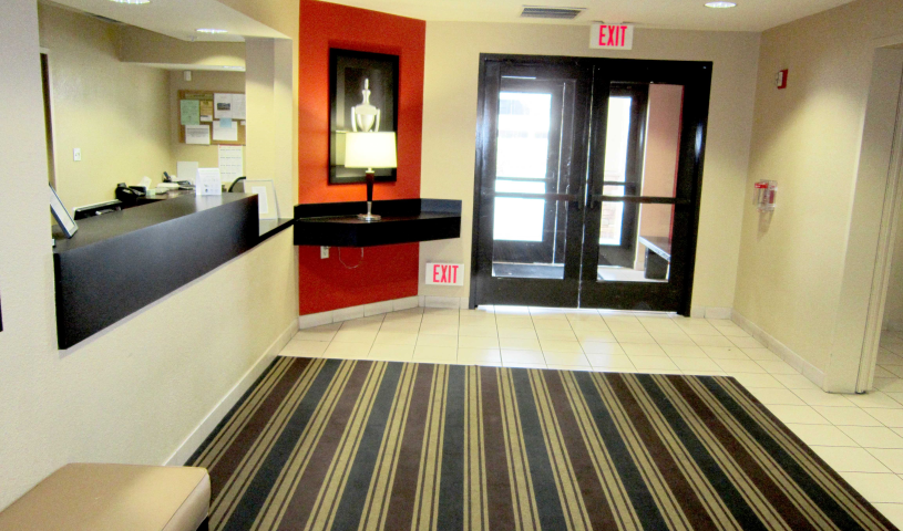 Lobby and Guest Check-in