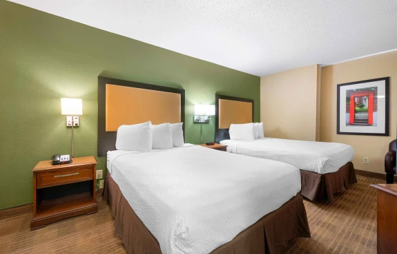 Deluxe Studio - 2 Full Beds