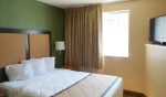 1 Bedroom Suite - 1 Queen Bed