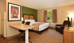 Studio Suite - 1 Queen Bed
