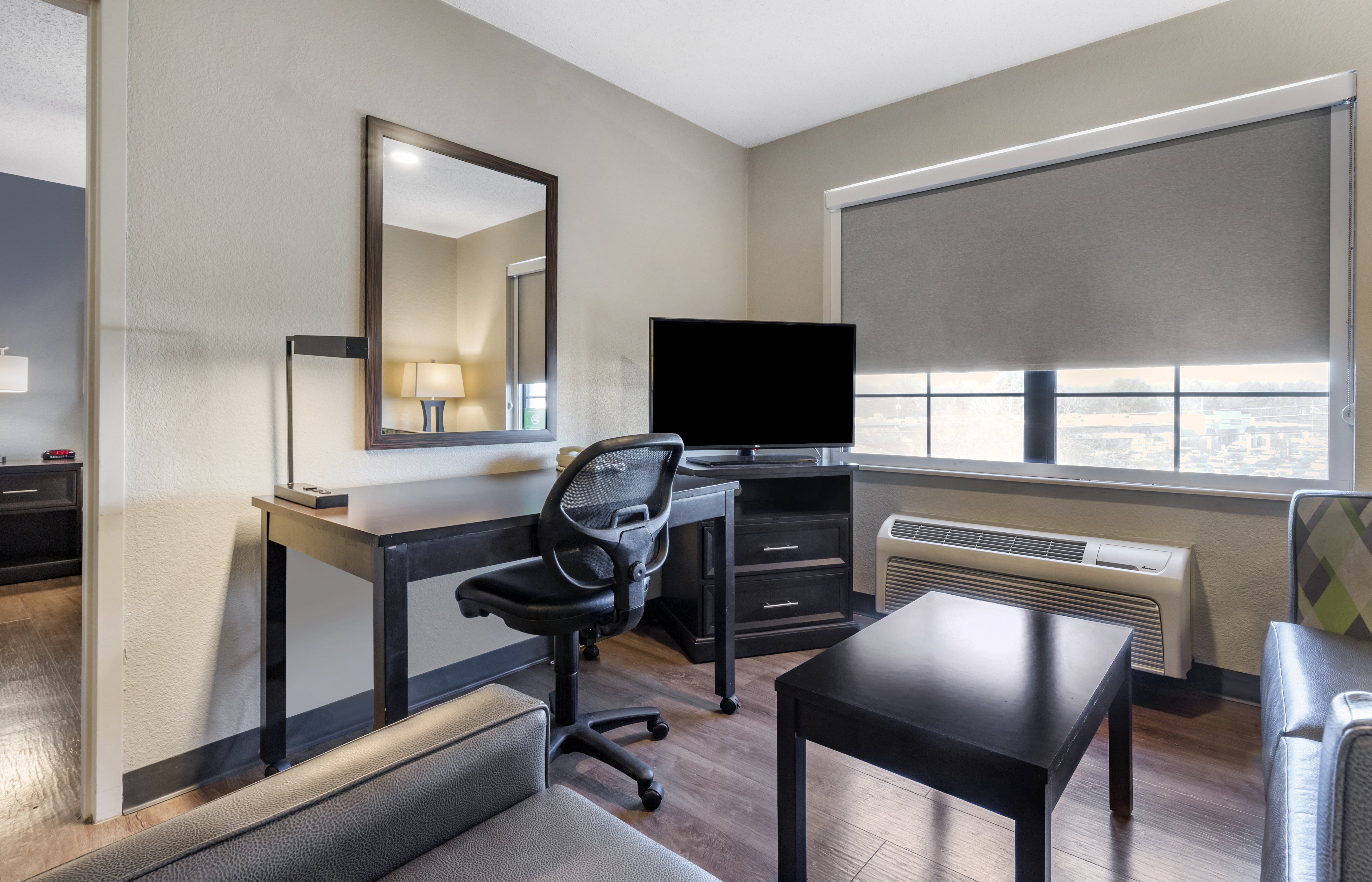 2 Bedroom Suite - 2 Queen Beds