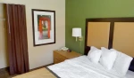1 Bedroom Suite - 1 Queen Bed