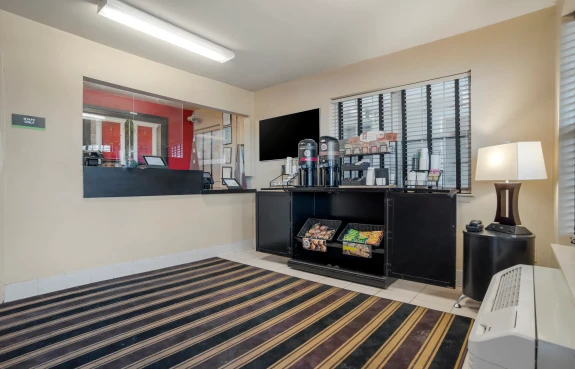 Lobby and Guest Check-in