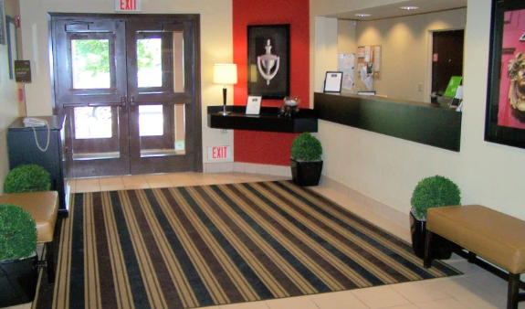 Lobby and Guest Check-in