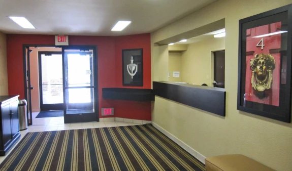 Lobby and Guest Check-in