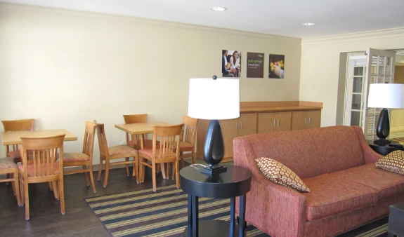 Free Grab-and-Go Breakfast