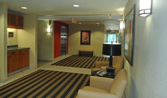 Lobby and Guest Check-in