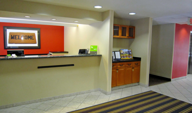 Lobby and Guest Check-in