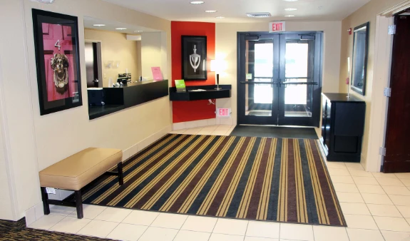 Lobby and Guest Check-in