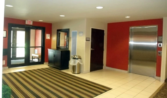 Lobby and Guest Check-in