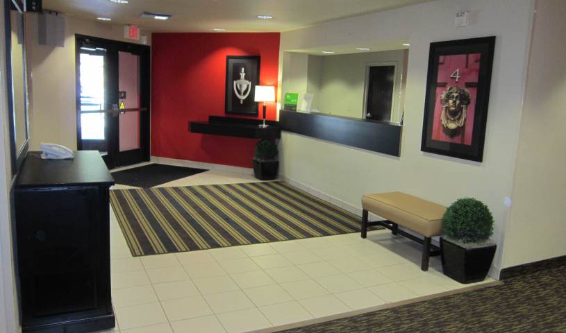 Lobby and Guest Check-in